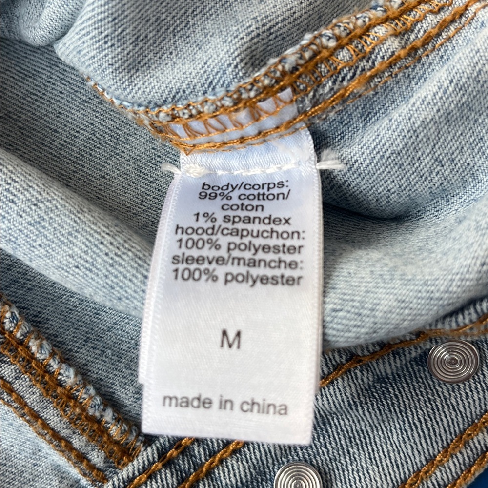 NWT Maurices denim hooded jacket size medium - Picture 4 of 4